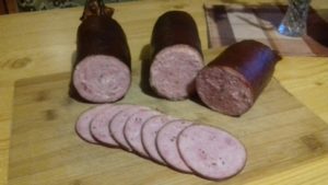 Kiełbasa kminkowa przepis od Jan Wędzi